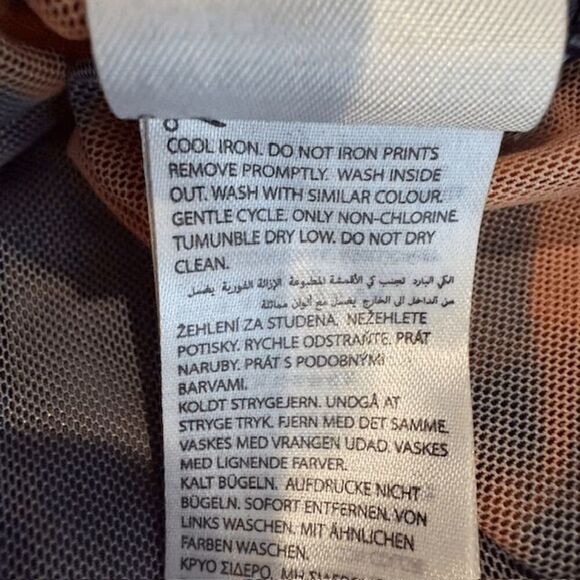 Edikted Dolls Kill Zava Tie-Dye Mesh Long Sleeve Crop Top Multicolor Size Small - Picture 7 of 11